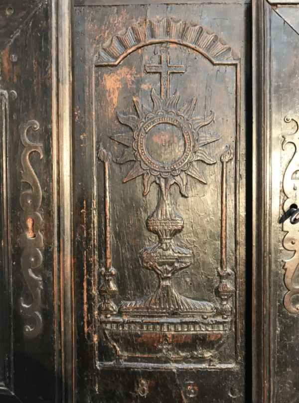 armoire sacristie 4 portes 18 eme
