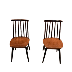 paire de chaises en bois