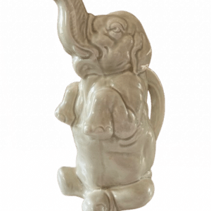 pichet en forme d'éléphant