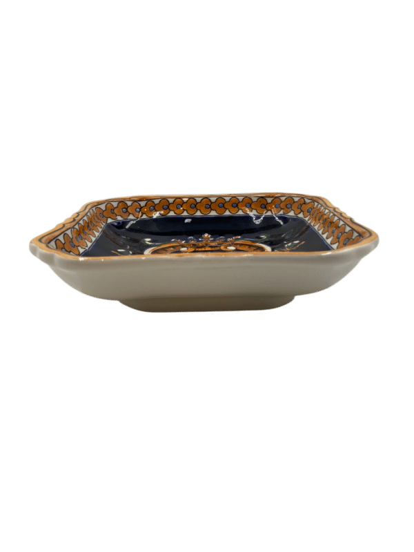 plat gien décor renaissance