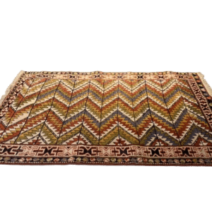 tapis rectangulaire motifs géométriques