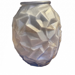 vase en verre bleu